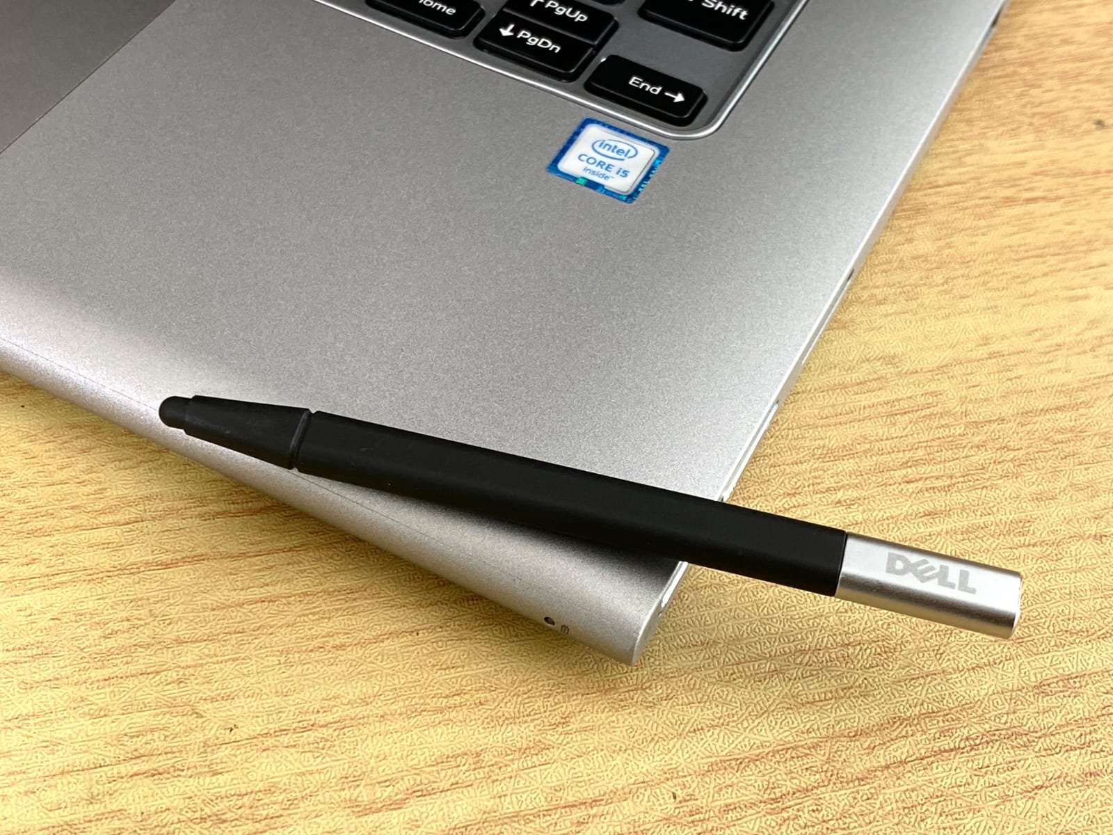 DELL INSPIRON 13 P57G - Foto 6